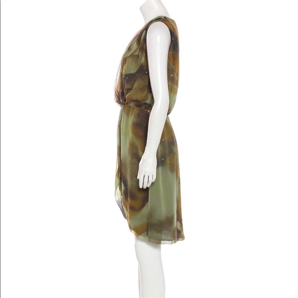 🦋🦋DVF Crepe Camo dress - Picture 2 of 8